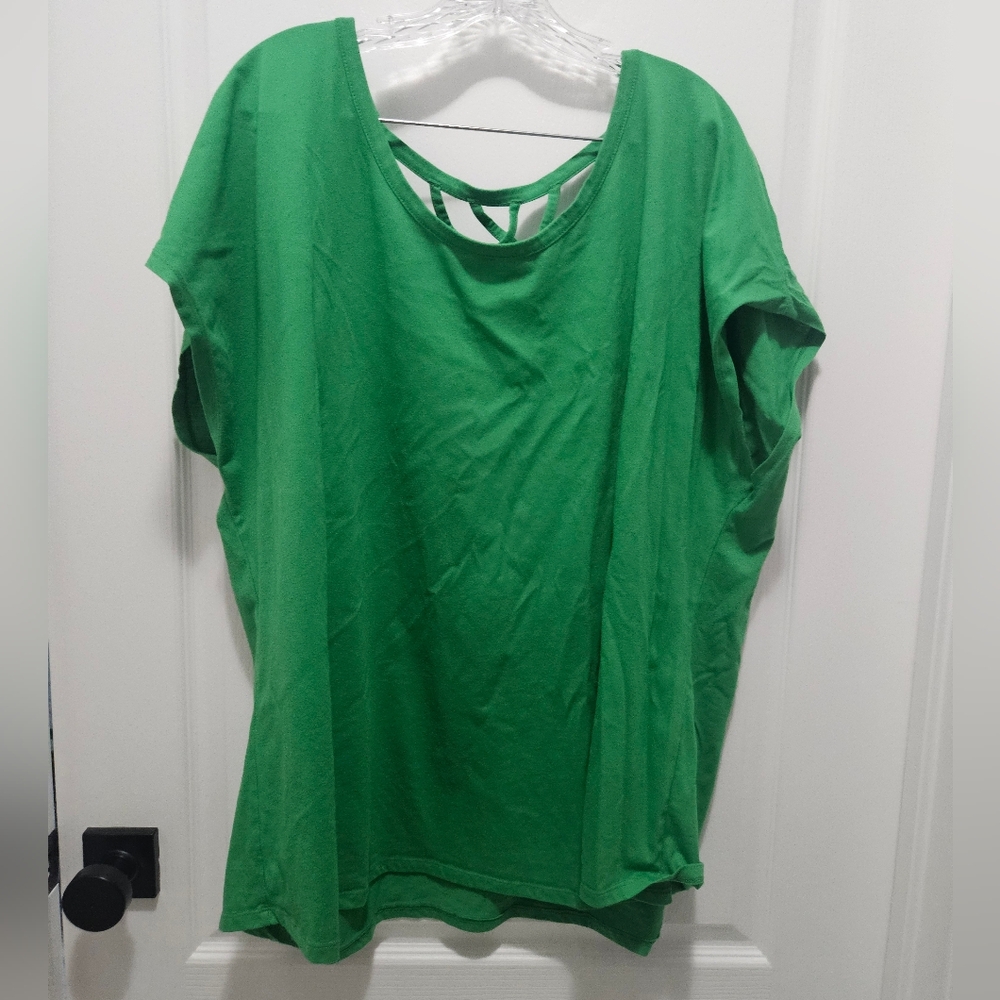 EUC Lane Bryant Short Sleeve Green Top With Criss Cross Detailing 26-28 4xl